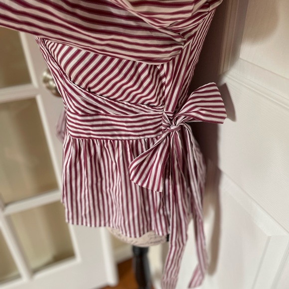 Nwot Express candy striped faux wrap bow top ~ M - Picture 3 of 6